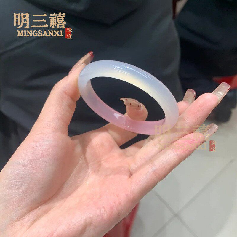 2026天然玛瑙桃之夭夭冰种樱花粉手镯郁金香半白半粉渐变色玉髓胖