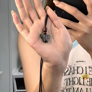 2026【破茧成蝶】新中式天然银曜石蝴蝶吊坠小众清冷吊坠银曜石女