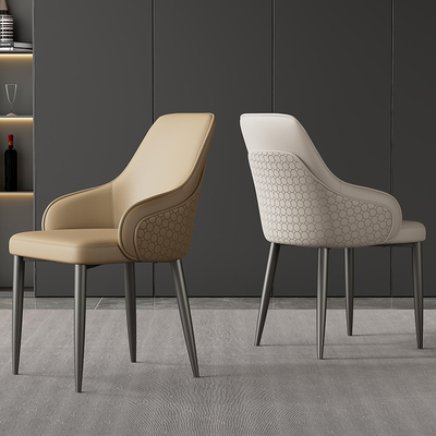 意式餐椅轻奢高级感家用软包高端餐厅带扶手餐桌椅极简皮质靠背椅