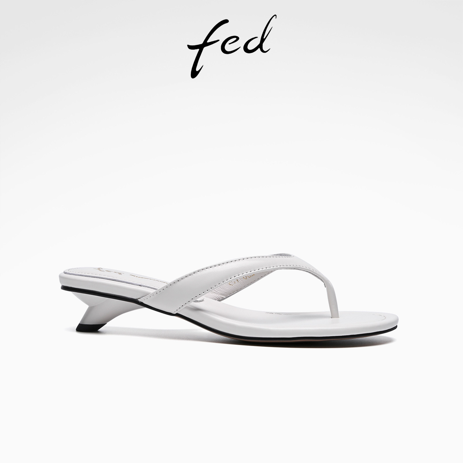 fed白色露趾高跟凉拖夏季新款女鞋气质时尚休闲人字拖女款ZFB567