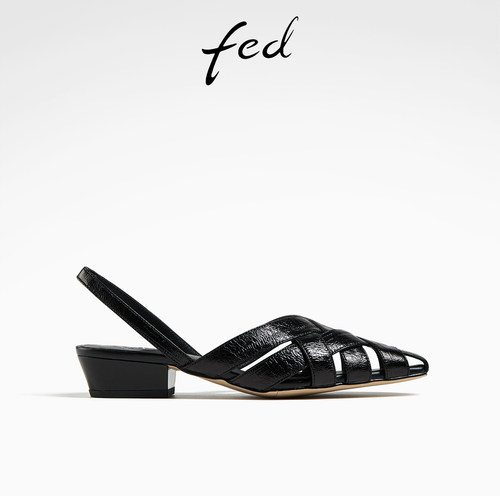 包头后空凉鞋女镂空透气罗马凉鞋