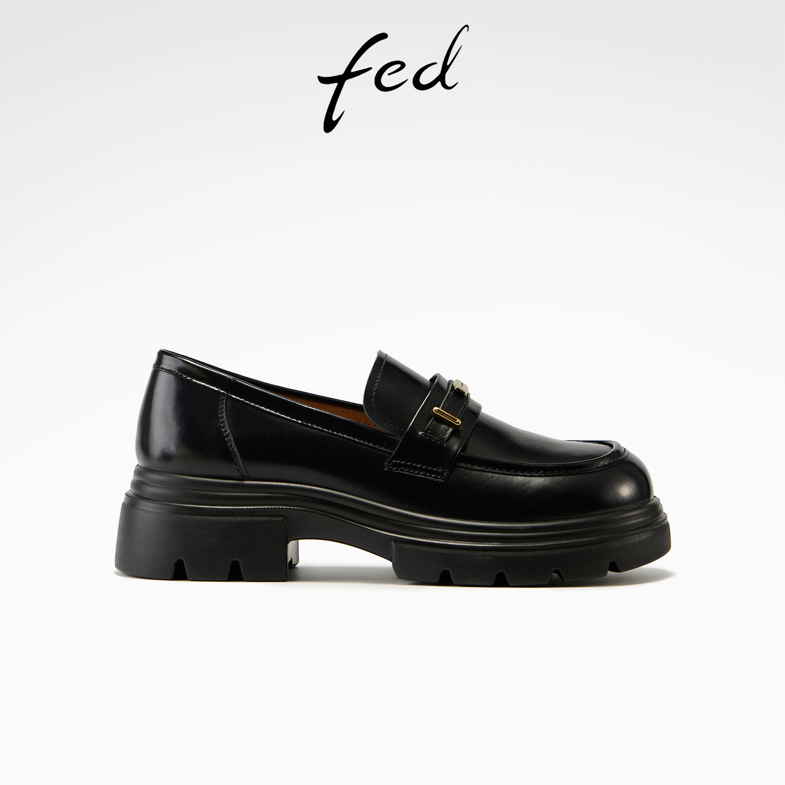 fed厚底小皮鞋春季新款女鞋酷飒黑金单鞋真皮粗跟乐福鞋女款YA176
