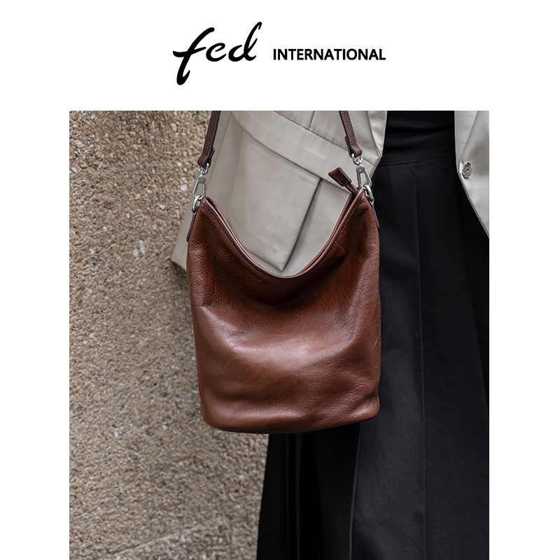 fed大容量水桶包高级感新品