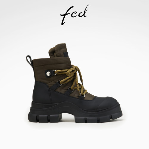 户外机能登山靴马丁靴