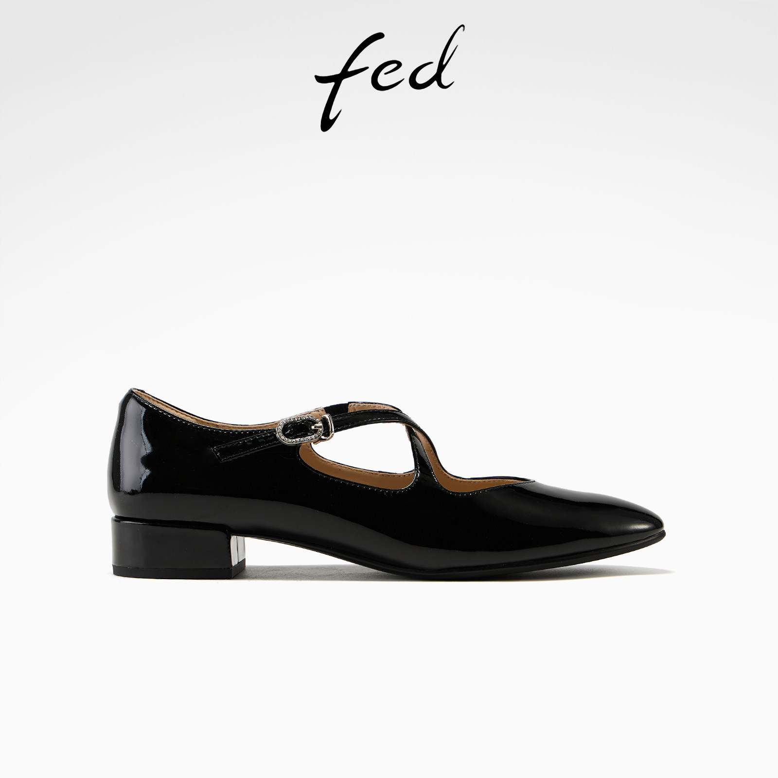 fed摩登夜曲单鞋夏季新款女鞋复古玛丽珍鞋黑色粗跟小皮鞋女YA263