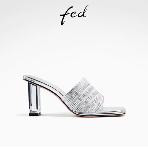 水晶粗高跟潮流一字带凉拖鞋