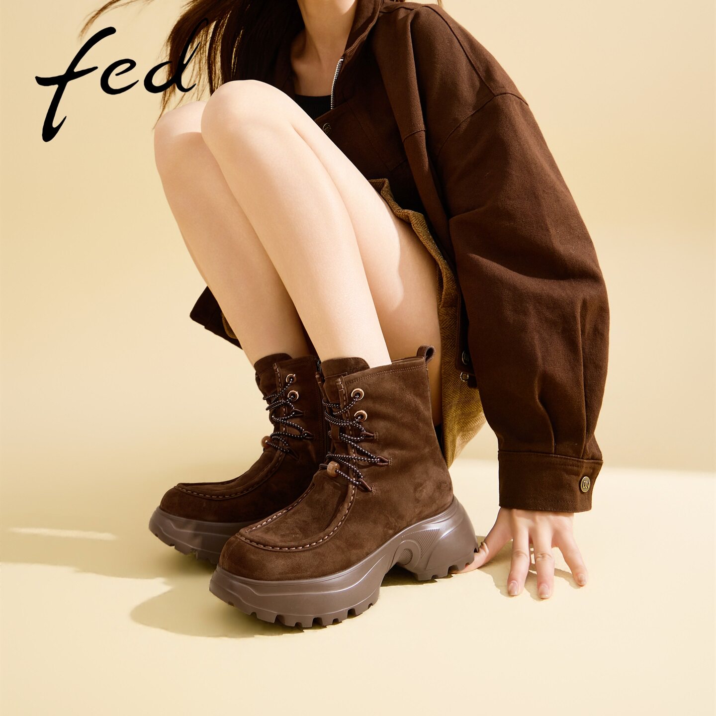 fed绒面工装风马丁靴女款秋