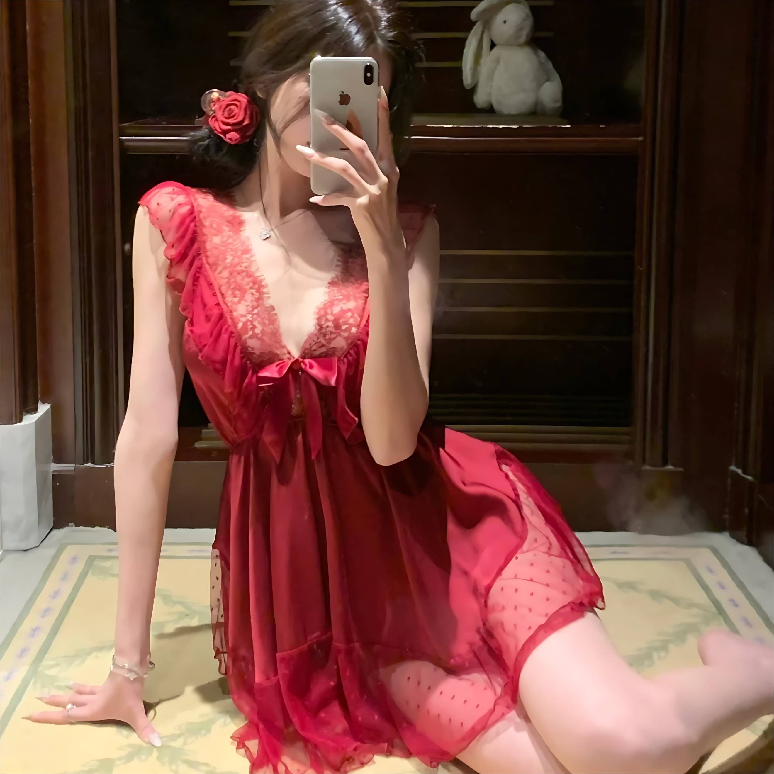 少女甜梦冰丝缎面纯欲性感睡裙