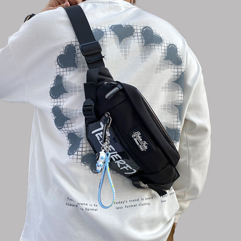 斜挎包男潮牌日系街头潮流运动款胸包男士腰包ins休闲包男斜肩包