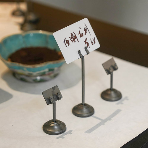 立式桌面价格牌展示牌 复古金属标价夹蛋糕烘焙甜品展示架商品标签牌菜品牌茶叶标价签价钱夹 铁艺价格标签夹