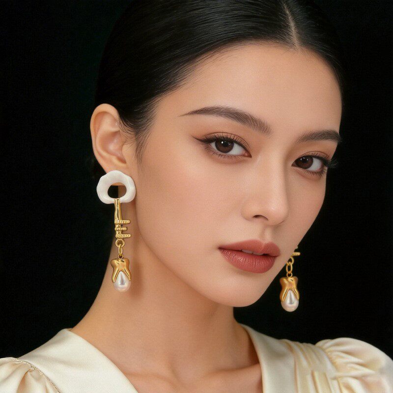 法式复古时尚个性抽象云朵钥匙珍