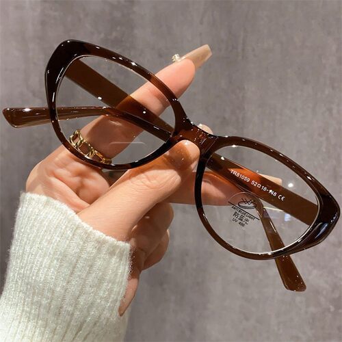 Retro Cat's Eye Black Frame Flat Lens Anti-blue Myopia Glass