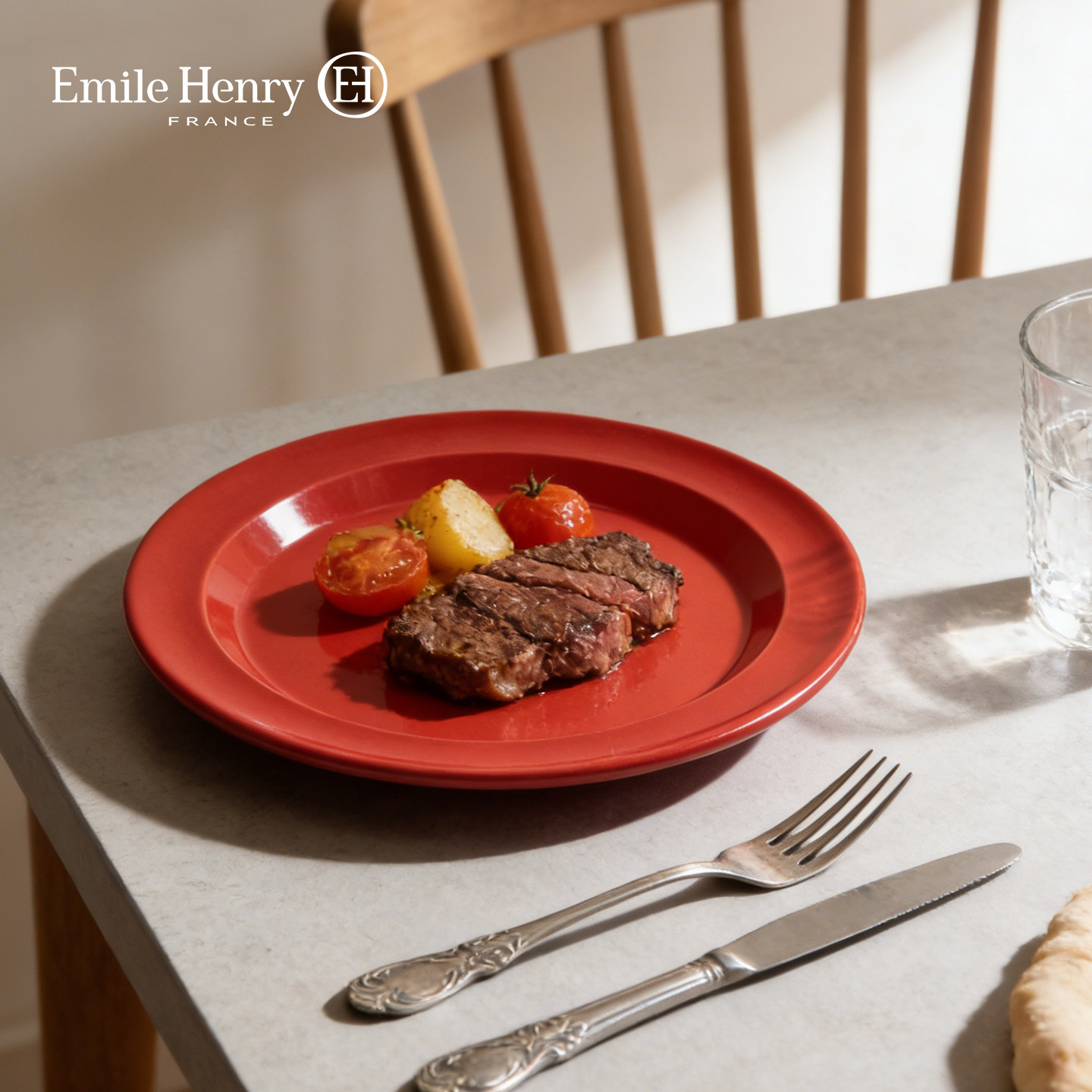 法国Emile Henry陶瓷盘子家用菜盘精致漂亮红色盘子早餐盘牛排盘,餐饮具,盘,淘宝优惠券,粉丝福利购,淘宝优惠卷