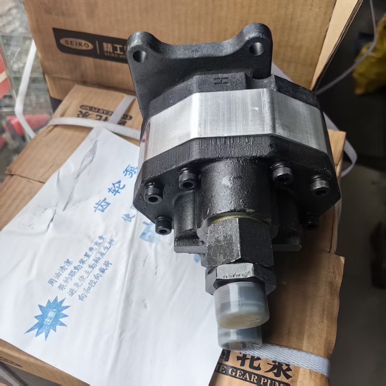 适配自卸车液压齿轮泵