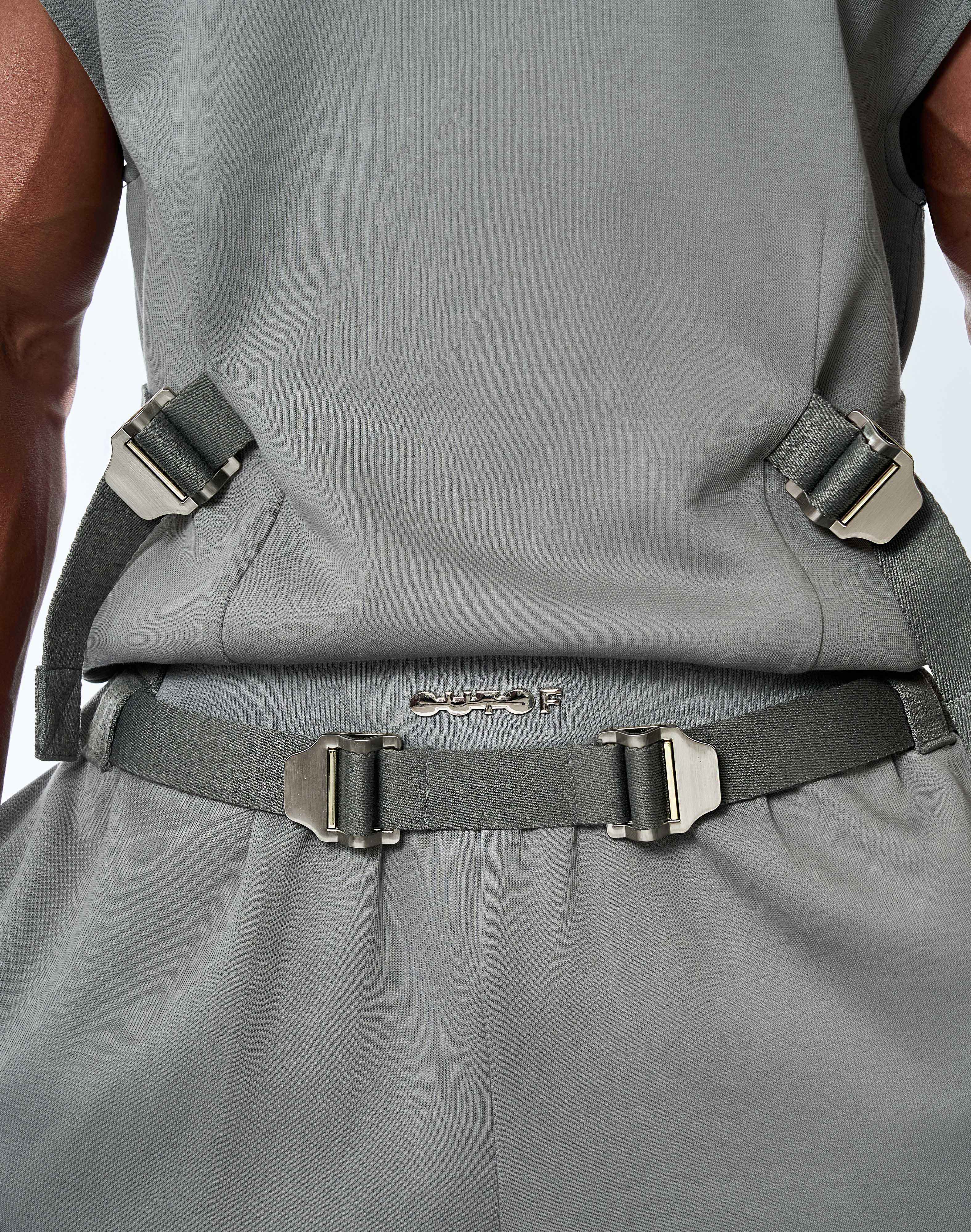 oversize锁扣坎肩背心户外运动