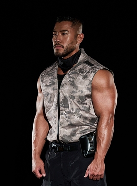 OUTOF - 款号114男士24新户外运动休闲百搭像数迷彩工装外套马甲