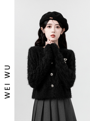 马海毛黑色毛衣外套女2025秋冬新款水貂毛软糯圆领针织开衫短上衣