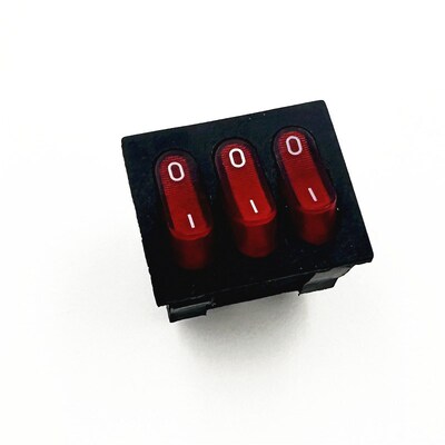 三联船型开关 16A(6) 250V  9插 黑座 红钮
