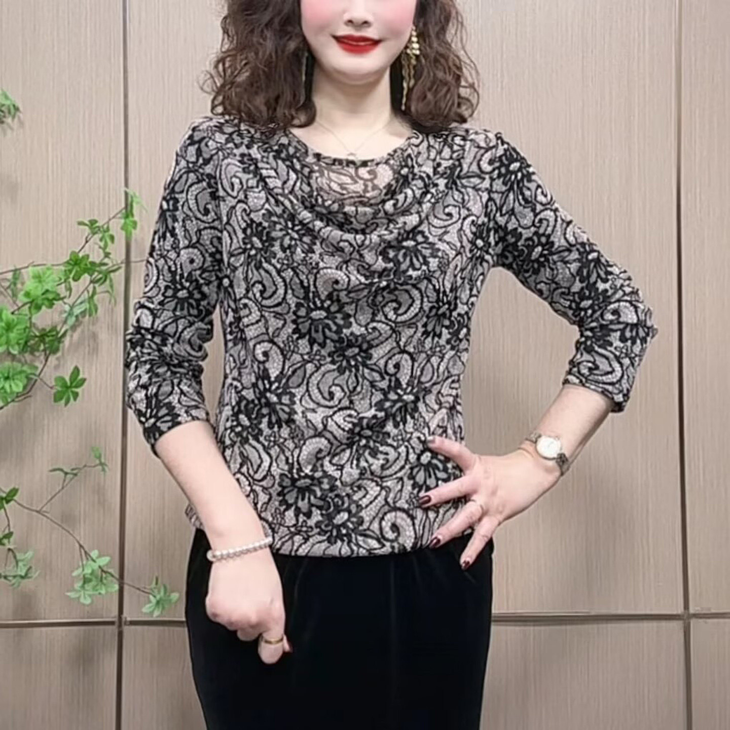 芸菲汇女装甄选店碎花荡领蕾丝衫秋季女士款中袖T恤网纱气质上a8