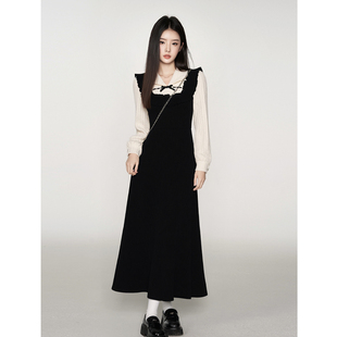 秋冬季法式复古拼接连衣裙女设计感收腰显瘦气质针织黑色长裙子