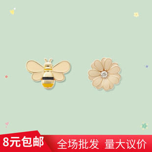 可爱小蜜蜂小雏菊胸针女生服装饰品配饰胸花金属徽章胸章领花胸饰