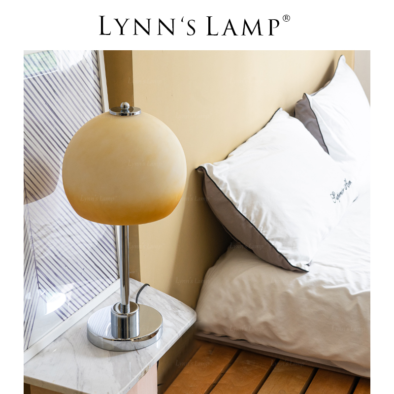 立意包豪斯玻璃铁艺卧室网红台灯