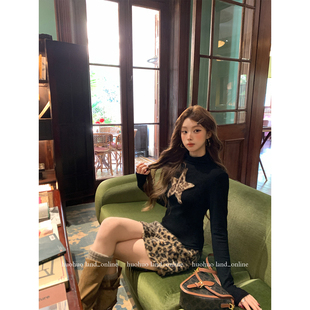豹款 上衣女复古半高领豹纹星星修身 星星 新款 T恤 2025冬季 HuoHuo