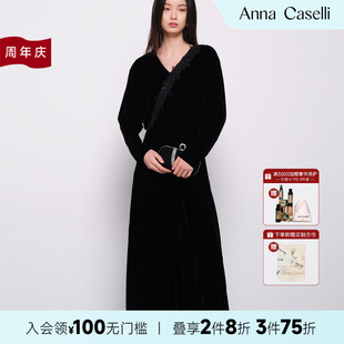 時(shí)尚 ANNA CASELLI 安娜凱瑟莉2025春夏新款 百搭顯瘦絲絨連衣裙女