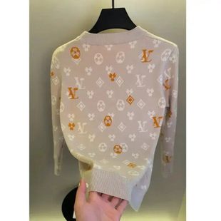 禾古川春序店穆莎妮纳轻奢秋冬圆领针织衫 保暖卫衣打a54 毛衣男士