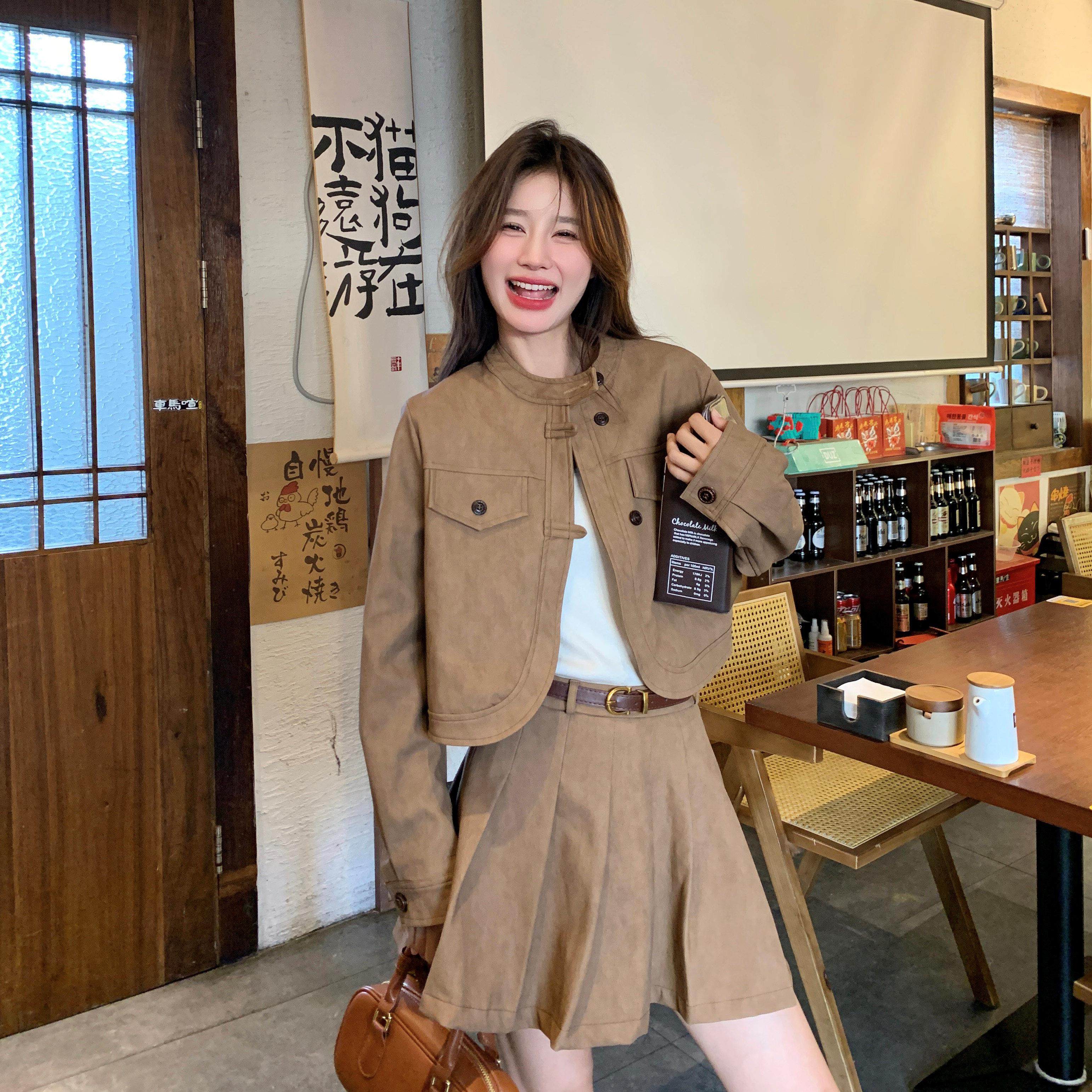 时髦炸街工装风咖色夹克套装裙女春秋穿搭2025新款百褶短裙两件套,女装/女士精品,时尚套装,淘宝优惠券,粉丝福利购,淘宝优惠卷