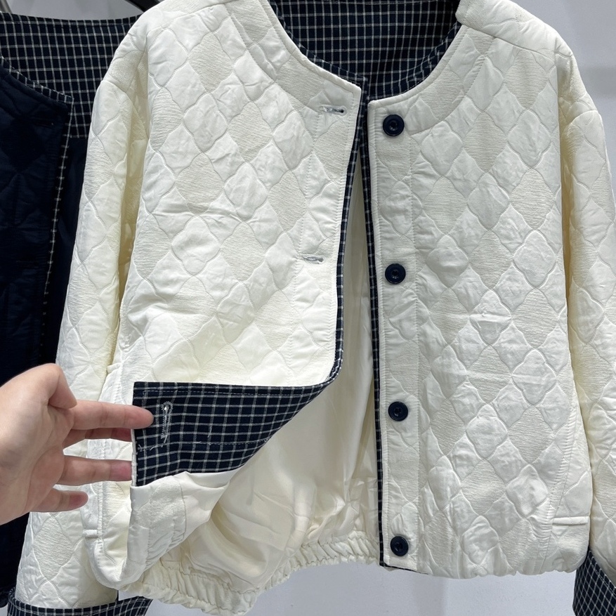 高级感格子拼接圆领单排扣外套