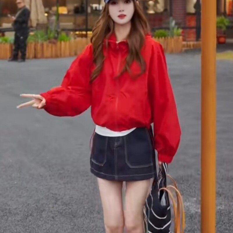 韩系连帽薄款短款防晒冲锋衣女图片