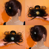 羽毛抓夹高级感鲨鱼夹女2025新款 后脑勺毛毛发夹高端夹子头饰发卡