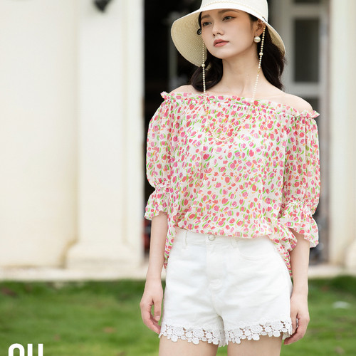 OU./欧点轻薄飘逸活泼花朵印花真丝上衣1032420404