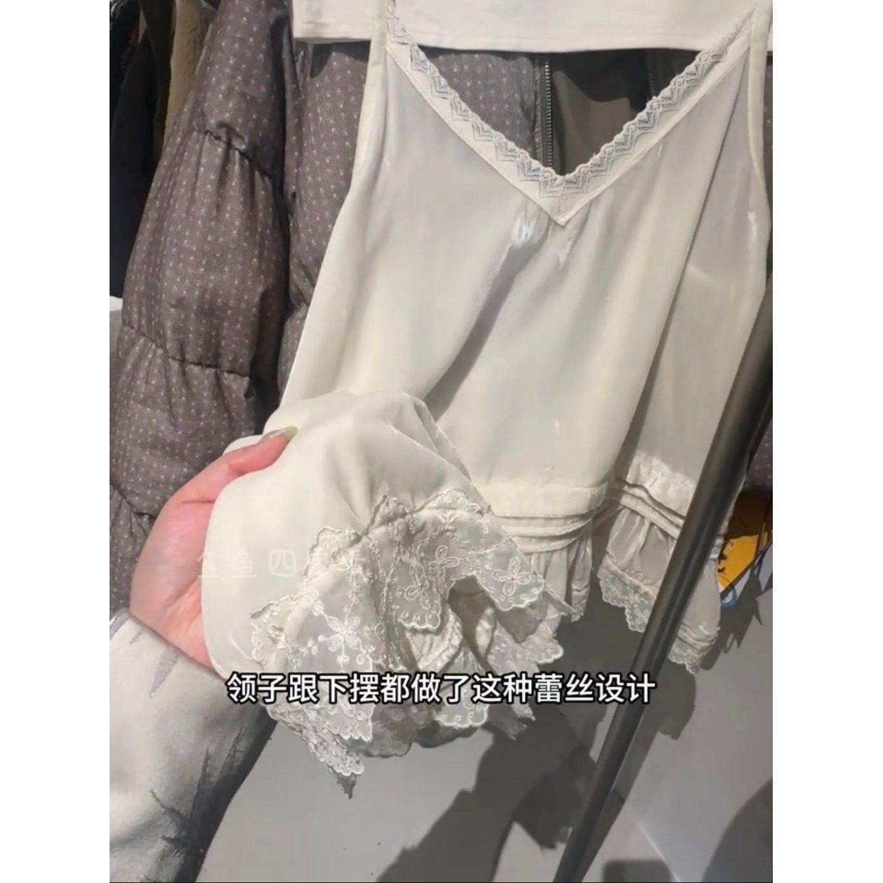 韩系蕾丝花边丝绒吊带背心裙女秋冬季宽松不规则下摆叠穿无袖上衣