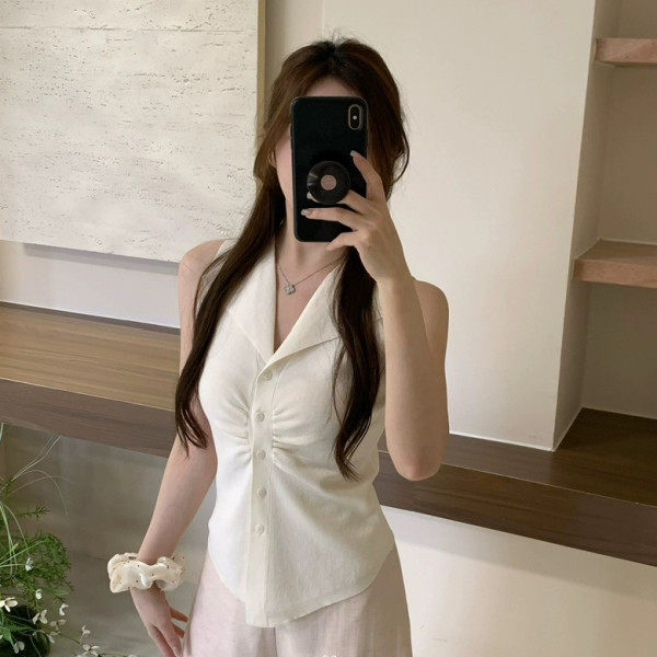 气质翻领薄款无袖挂脖背心女夏季修身单排扣褶皱掐腰针织T恤上衣