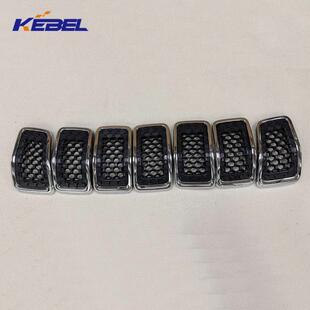 适用于19款吉普切诺基自由光中网格栅CHEROKEE GRILLE 53241614