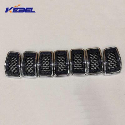 适用于19款吉普切诺基自由光中网格栅CHEROKEE GRILLE 53241614