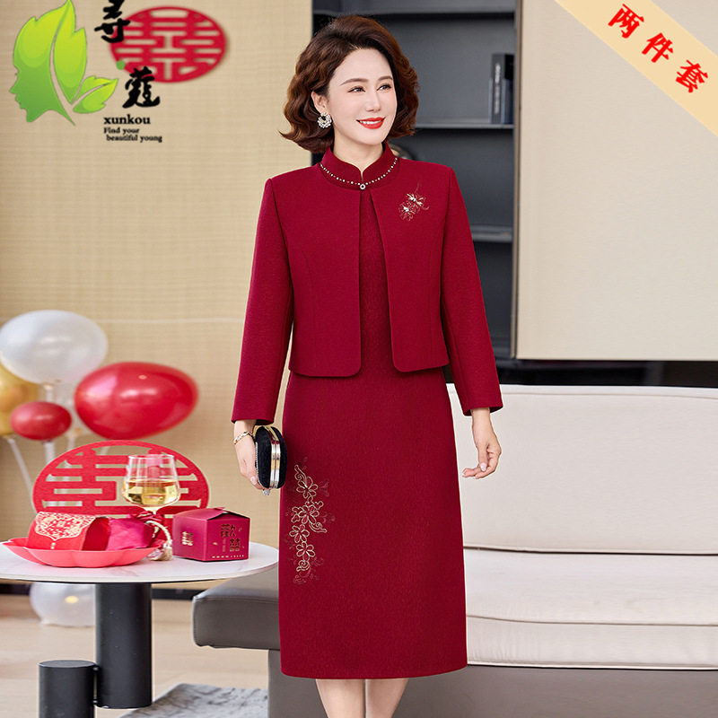 气质婚宴妈妈装连衣裙女大码宽松喜庆婆婆装春季新款春秋服装婚礼
