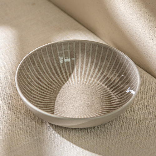 简约陶瓷碗汤碗条纹纹理家用餐具