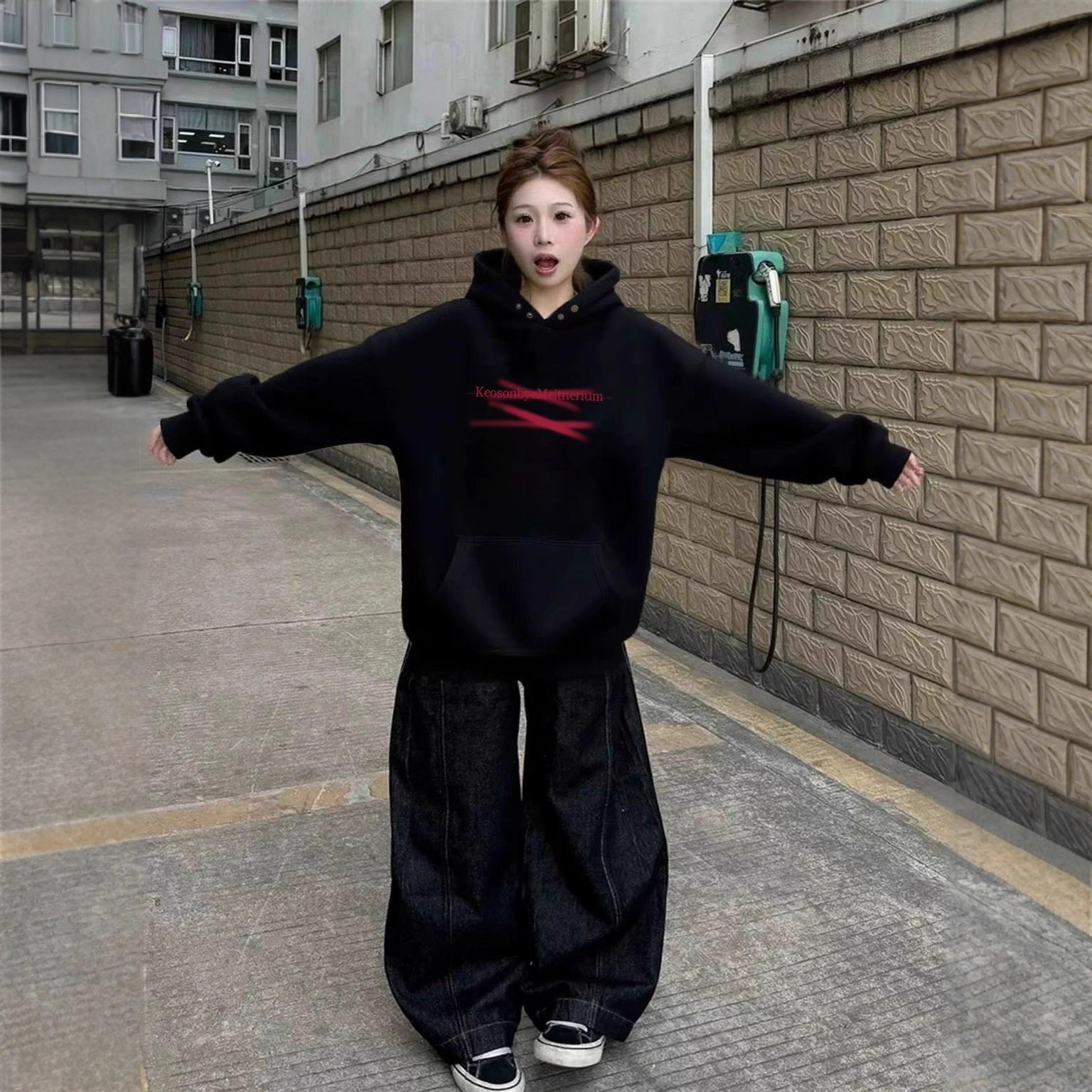 纯棉黑色纽扣连帽卫衣女秋冬加绒加厚美式高街宽松慵懒风百搭外套