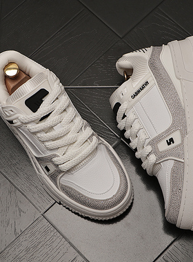 潮牌水钻男鞋个性帅气约会款休闲鞋男士轻奢欧美烫钻板鞋增高鞋子