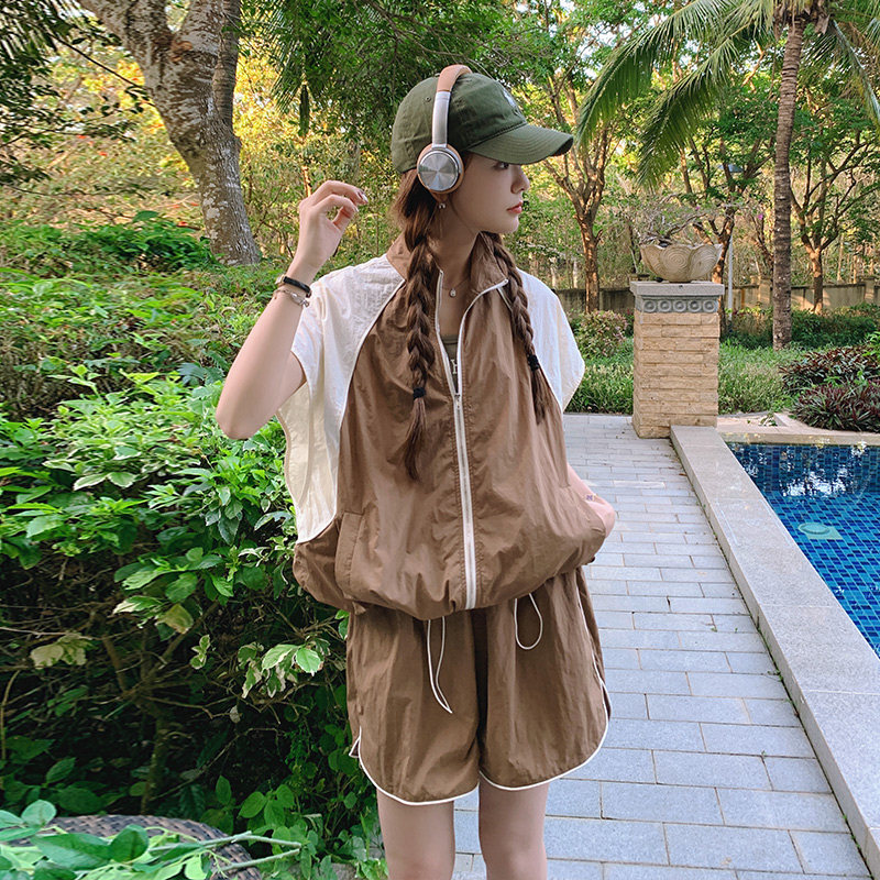 轻薄防晒衫套装女夏季盐系穿搭小个子宽松透气设计感防晒衣两件套