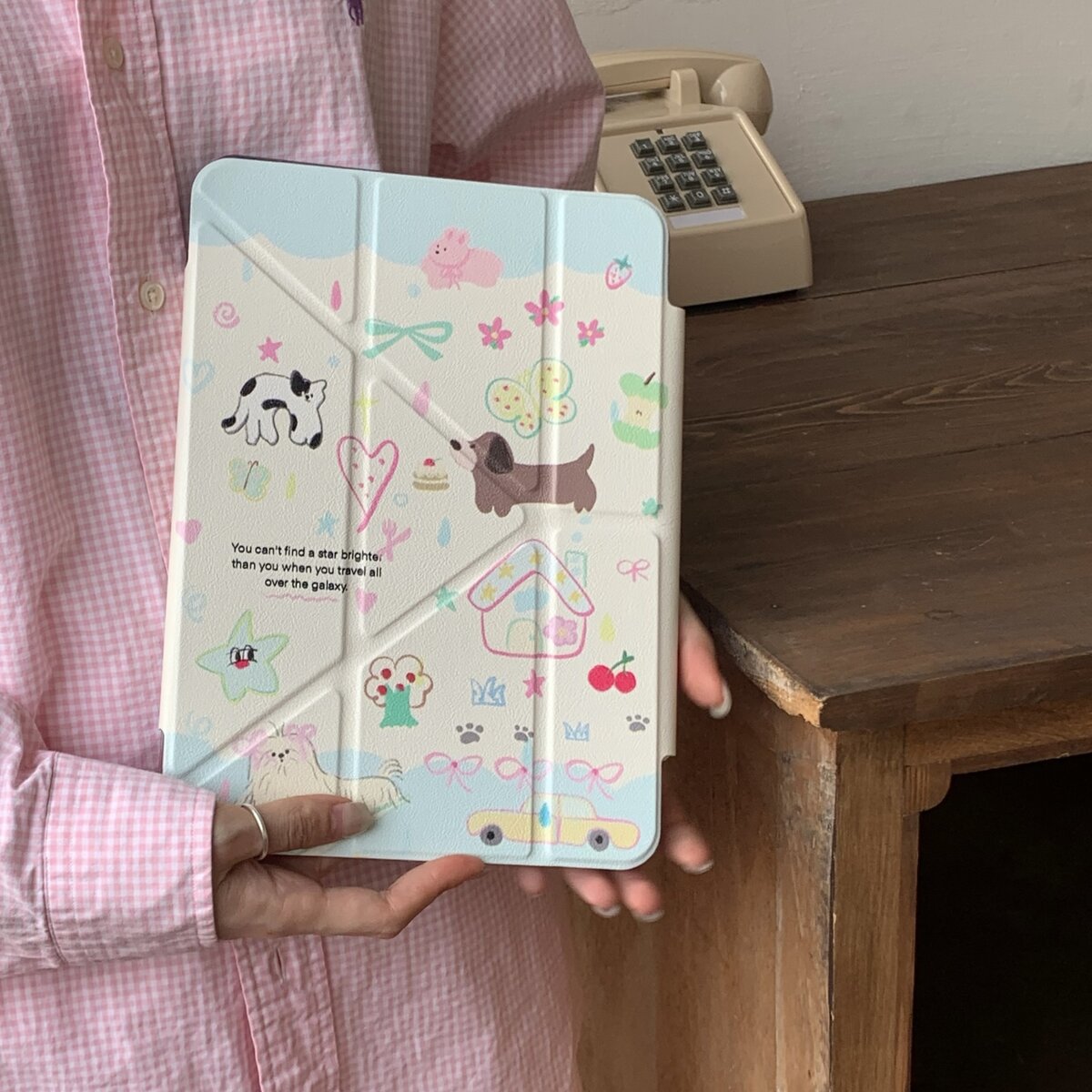 ipad-蓝色泼墨房屋腊肠狗适用iPad Air5(10.9英寸)保护套ipad mini6平板电脑壳可爱卡通新款iPad Pro 2021版(