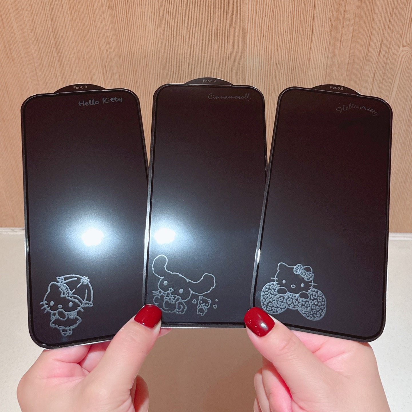 hellokitty手机膜17promax三丽鸥钢化膜适用iPhone17pro息影膜16plus/15promax/1