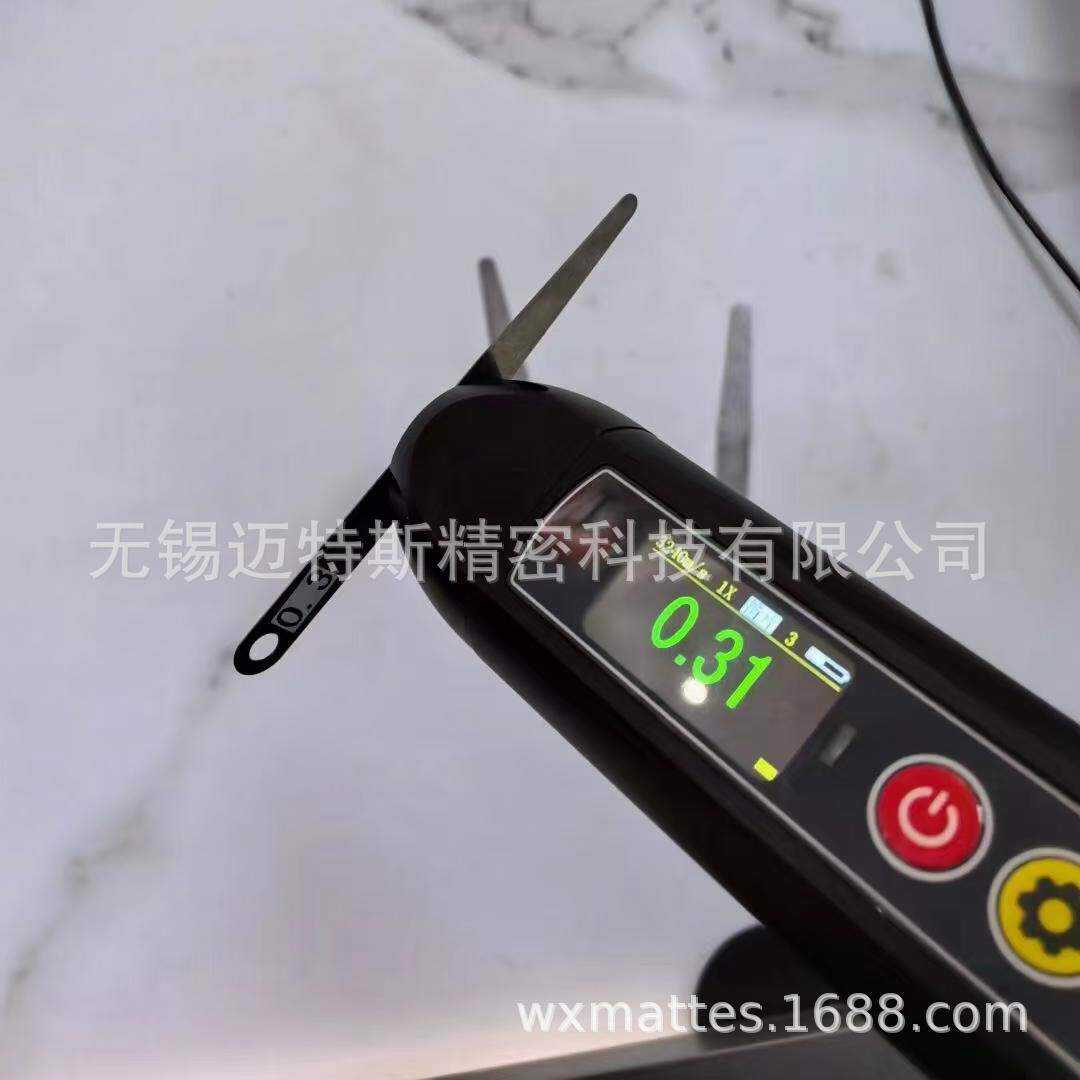 EMUT10+电磁超声测厚仪无需声耦合剂可实现高温工件的厚度测