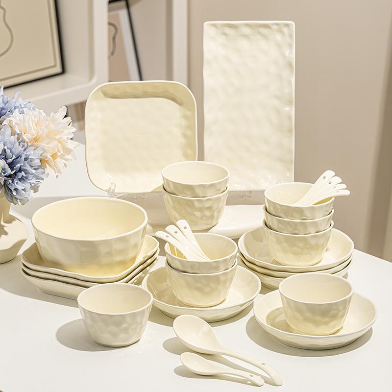 奶油风碗碟套裝家用陶瓷碗盘全套潮州餐具釉下彩碗筷盘子组合乔迁