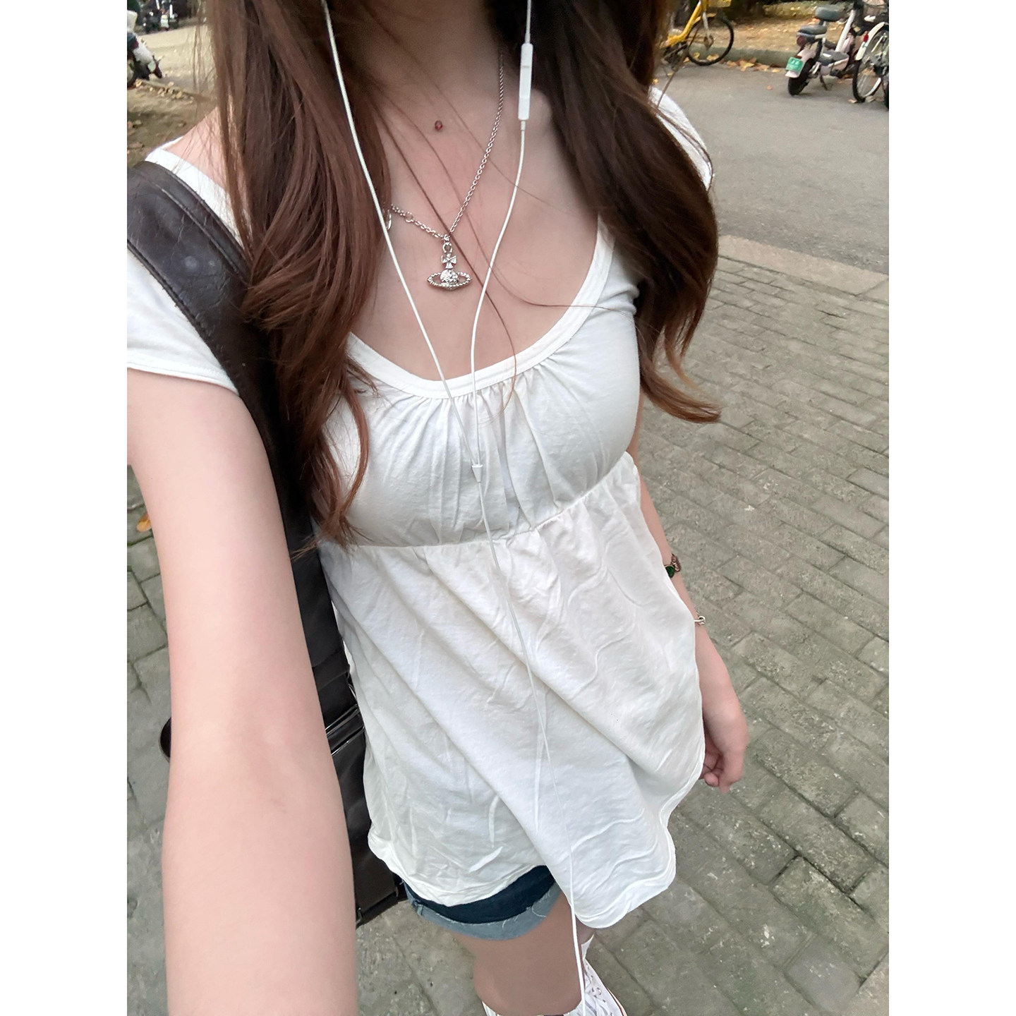 BM风韩系气质甜美白色圆领短袖褶皱上衣宽松显瘦百搭外穿简约T恤