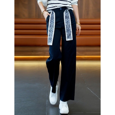 白色时尚气质西装休闲直筒裤女秋季2025新款丝巾宽松垂感阔腿裤子