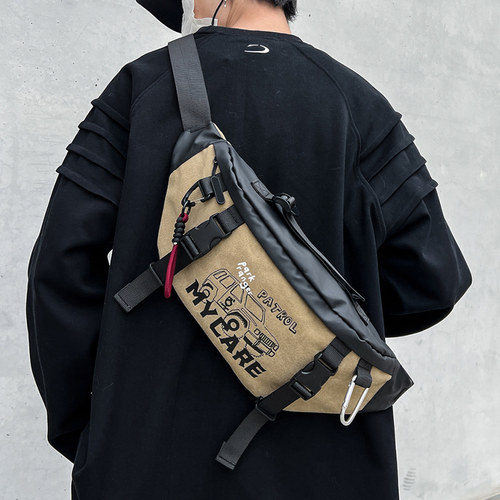 男士斜挎包2025新款轻便单肩挎包